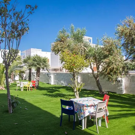 La Farfalla Πανσιόν Φαβινιάνα