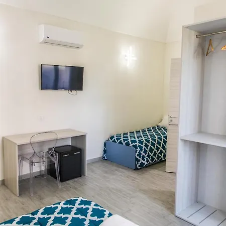 La Farfalla Πανσιόν 4*