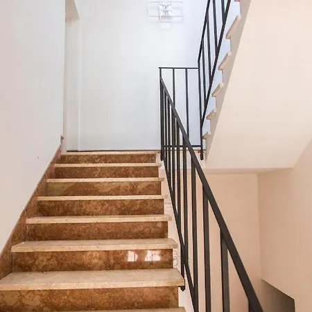 Πανσιόν La Farfalla